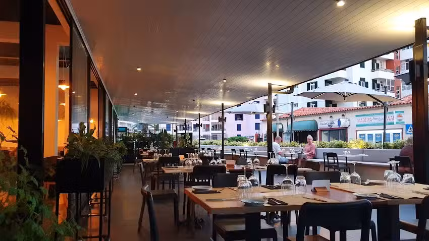 3 L&rsquo;S Restaurant