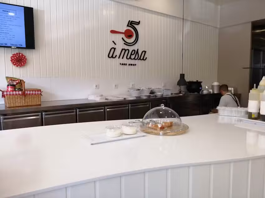 5 &agrave; mesa &ndash; take away