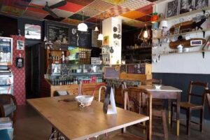 A H O Y Surf & Snacks