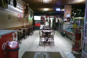 A Janela, Cervejaria, Snack Bar, Sala De Jogos