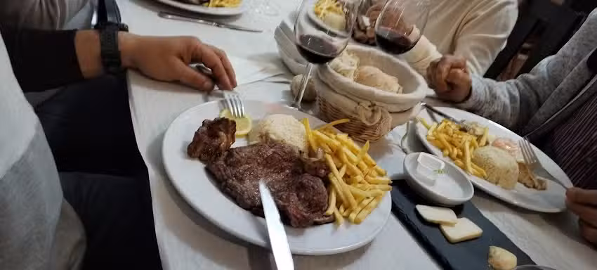 &ldquo;&Agrave; MANEIRA&rdquo; RESTAURANTE SNACK BAR