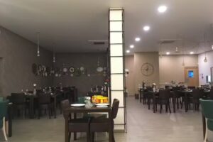 &Agrave; Mesa &ndash; Taberna Moderna