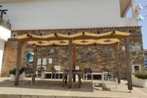 A Petisqueira &mdash; Caf&eacute; & Restaurante