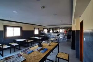 A Petisqueira Mota Café Snack-Bar