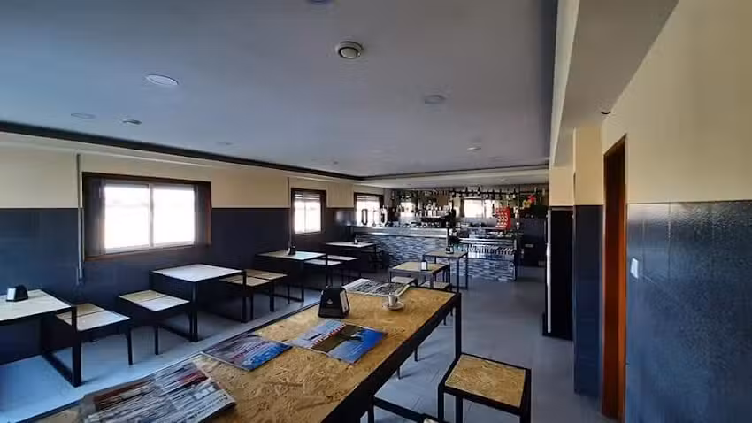 A Petisqueira Mota Caf&eacute; Snack-Bar