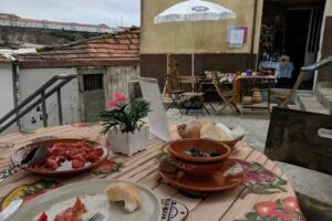 A Tasquinha Dos Guindais