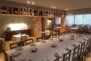 Adega Restaurante De Victor E Paulo, Lda