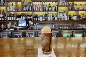 Alavarium Cocktail Bar