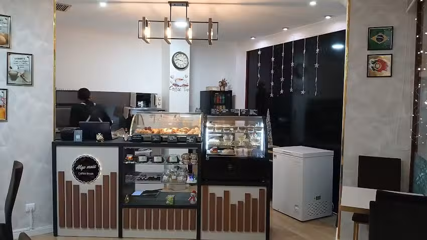 Algo Mais coffee-break