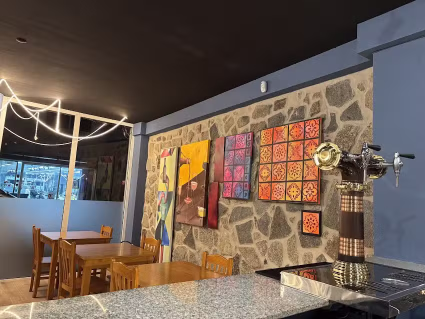 Alma G&eacute;mea Restaurante