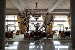 Almada Negreiros Lounge