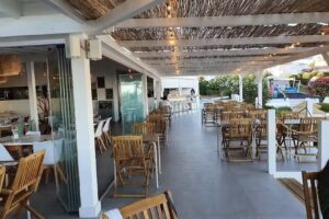 AQUARESTO by Vilas Marrocha