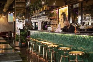 Art Stay &ndash; Restaurant & Bar