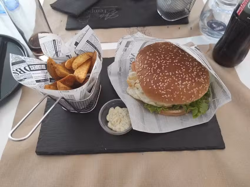 Arte & Tempero T&aacute;bua