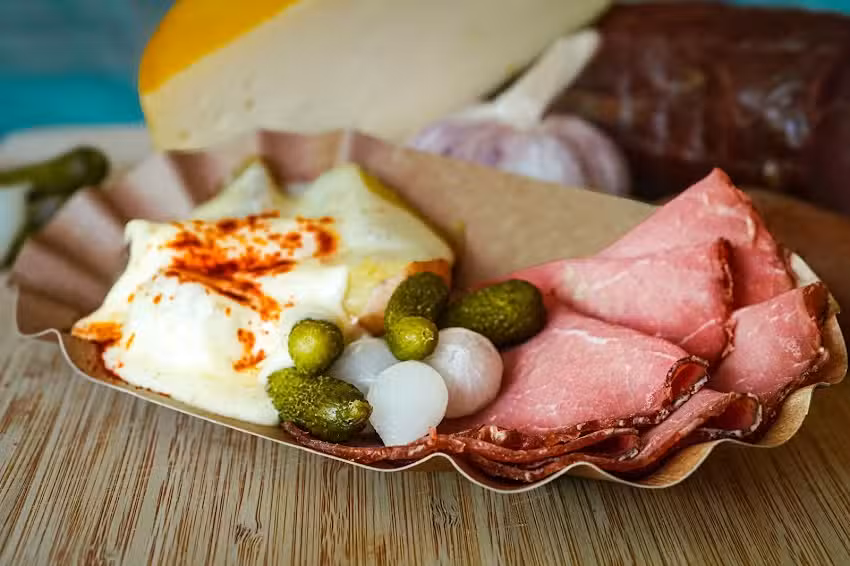 Artes&atilde;o de Salsichas