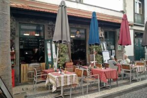 Bar &ldquo;O Av&ocirc;&rdquo;