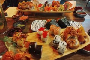 Bella Mundo &ndash; Italian, Sushi & Mexican