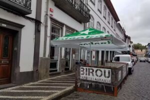 Birou Bar