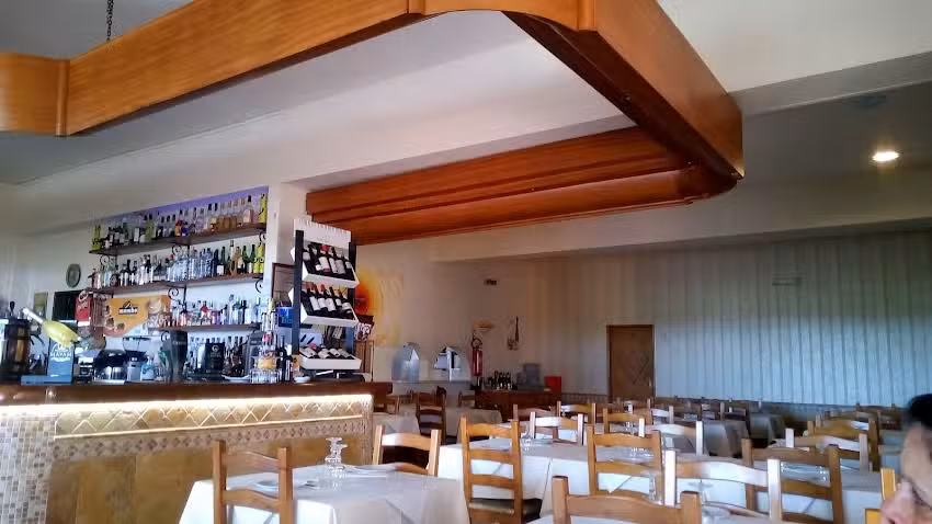 Bistro O&aacute;sis 24H