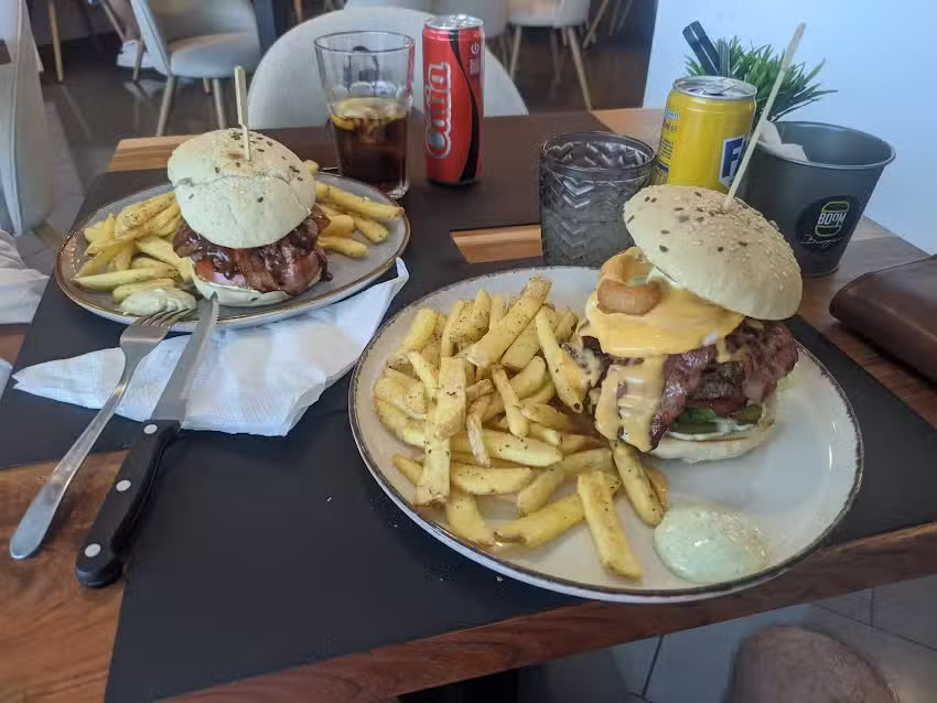 Boom! Burger &ndash; Hamburgueria Artesanal