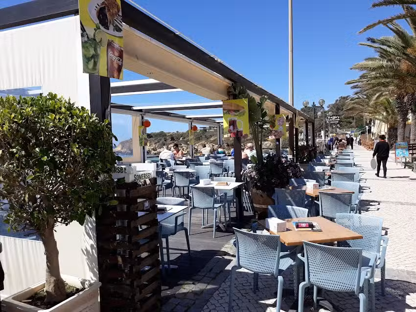 Borda d&rsquo;&Aacute;gua