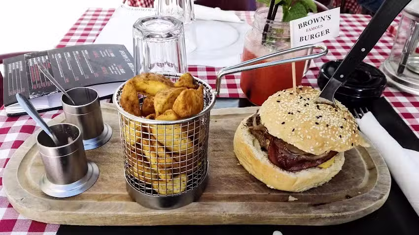 Brown&rsquo;s | Bistro