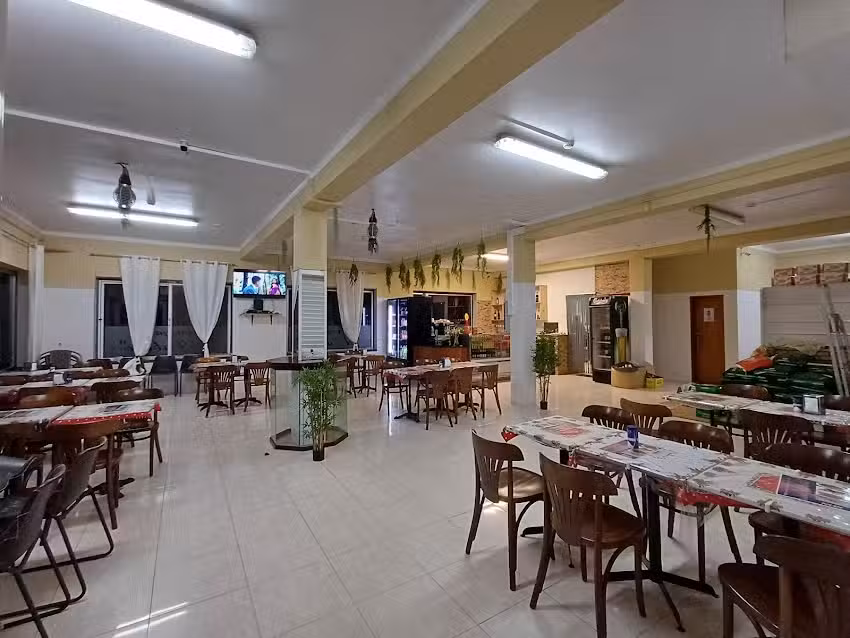 Buddha Store & Stupa Restaurant (MERCEARIA E RESTAURANTE)