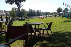 Bus Lounge & Restaurante