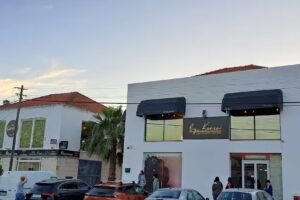 By Kenia restaurante e pizzaria,lda