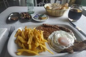 Caf&eacute; 100 Papas