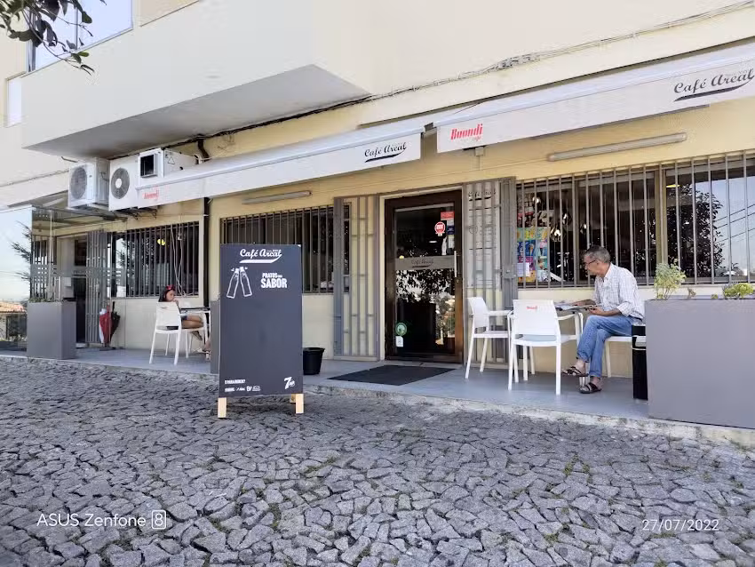 Caf&eacute; Areal &ndash; Snack-Bar