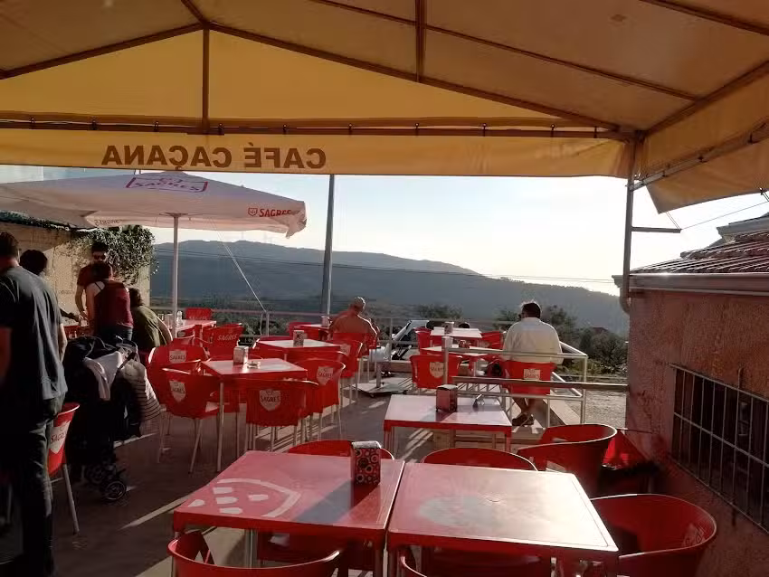 Caf&eacute; Ca&ccedil;ana