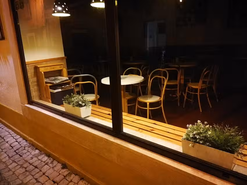 Caf&eacute; Central Atalaia