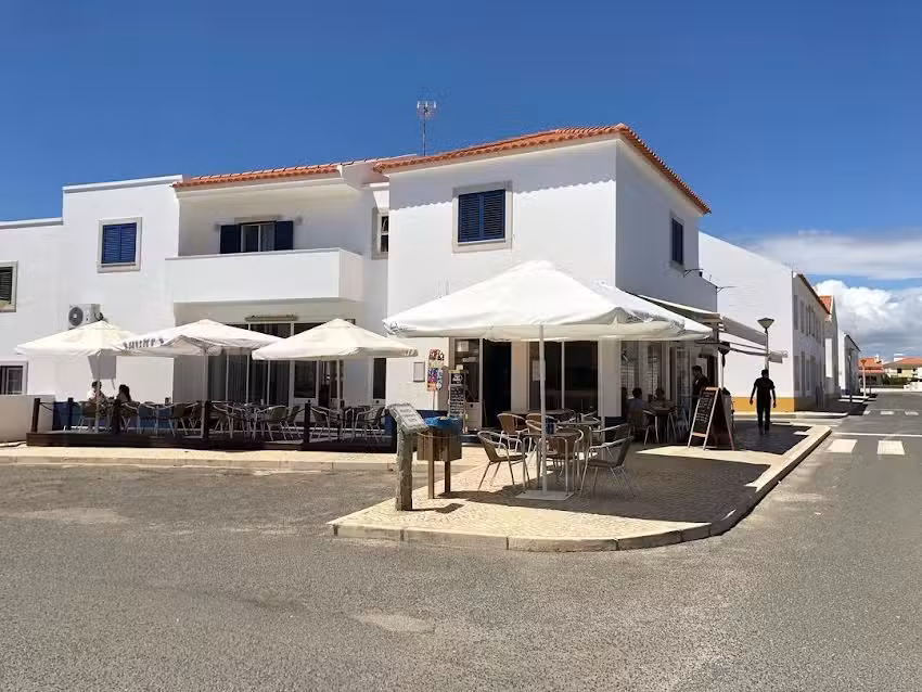 Caf&eacute; Central Porto Covo