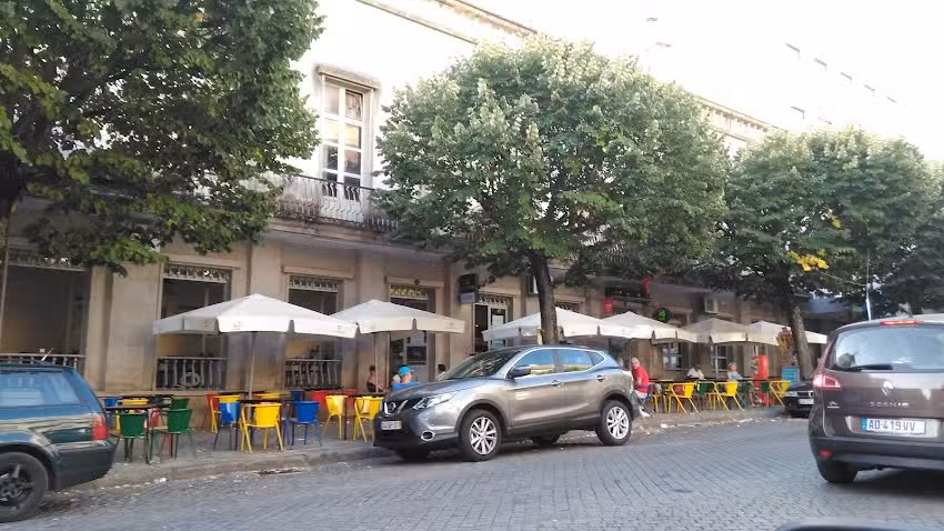 Caf&eacute; Cine &ndash; Fund&atilde;o