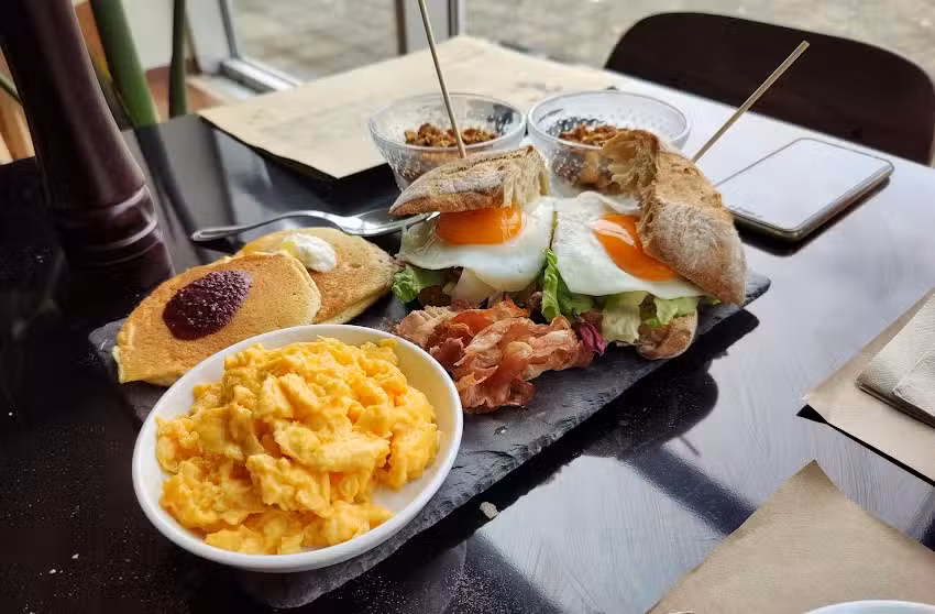 Caf&eacute; Concerto