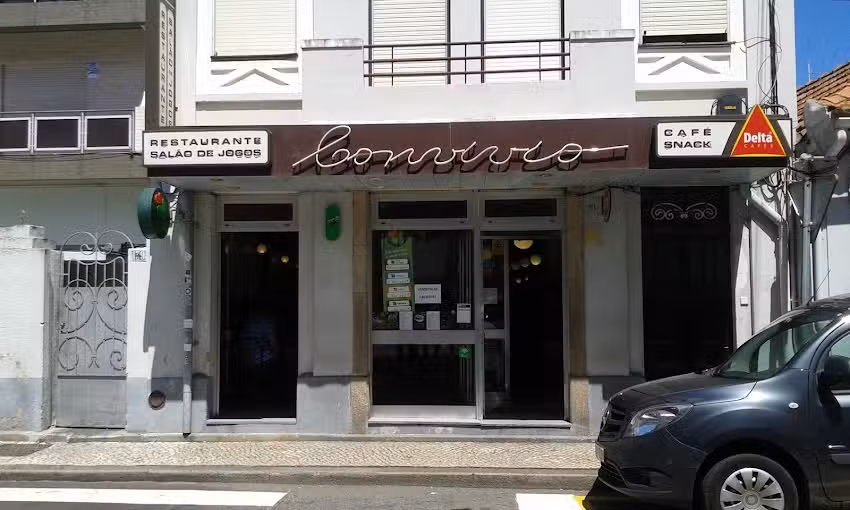Caf&eacute; Conv&iacute;vio