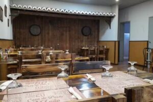 Caf&eacute; Le&atilde;o &ndash; Casa de Pasto