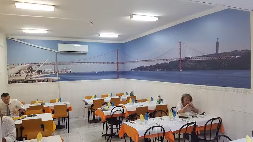 Caf&eacute; O Bairro