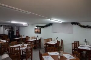 Caf&eacute; Parisien