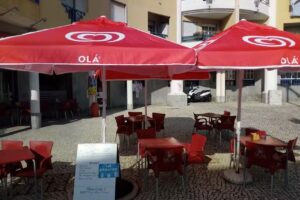 Caf&eacute; Par&oacute;dias