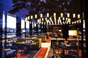 Caf&eacute; Pr&iacute;ncipe Real Restaurante & Cocktail Bar