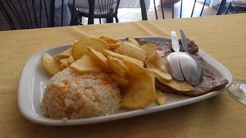 Caf&eacute;/Restaurante Adega do Ad&atilde;o