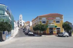 Café – Restaurante “Cantinho do Petisco”