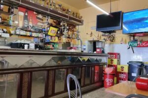 CAF&Eacute; RESTAURANTE CHARRUA