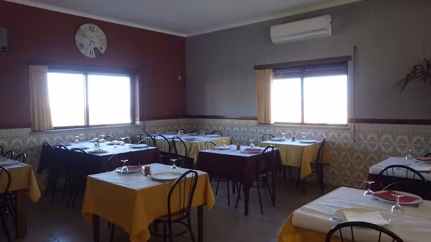 Caf&eacute; Restaurante Lagoa 2000