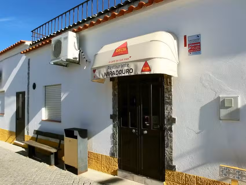 Caf&eacute; Restaurante Miradouro