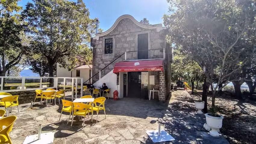 Caf&eacute; Restaurante Monte Calv&aacute;rio