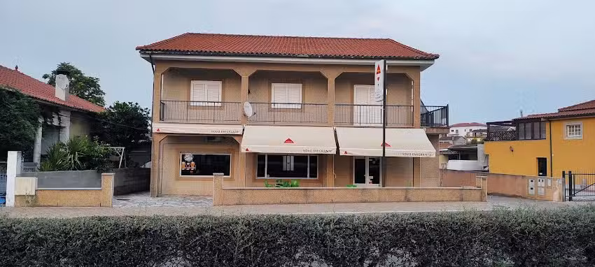 Caf&eacute; Restaurante Novo Emigrante