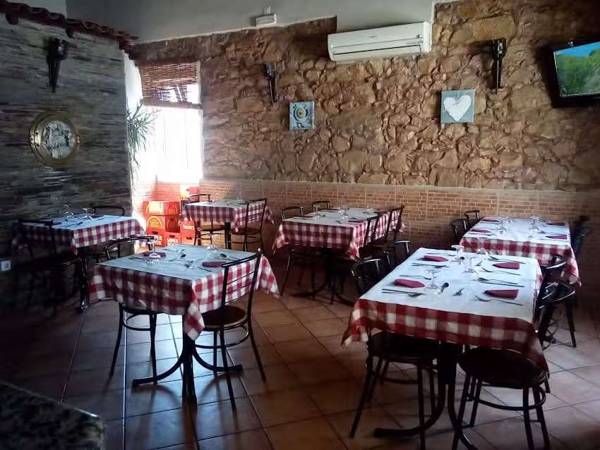 Caf&eacute; &ndash; Restaurante &lsquo;O Mangual&rsquo;, Lda.